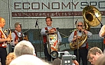 lamasachs049.jpg lamasachs049.jpg